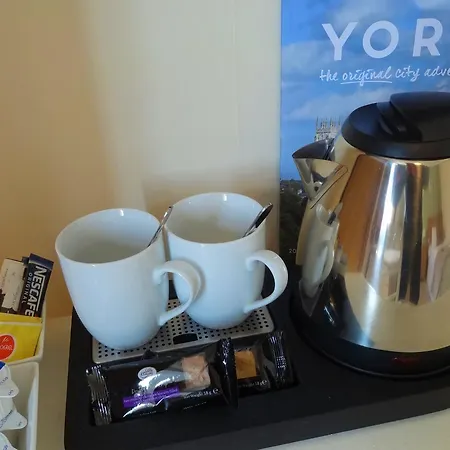 Apartment Alcuin York